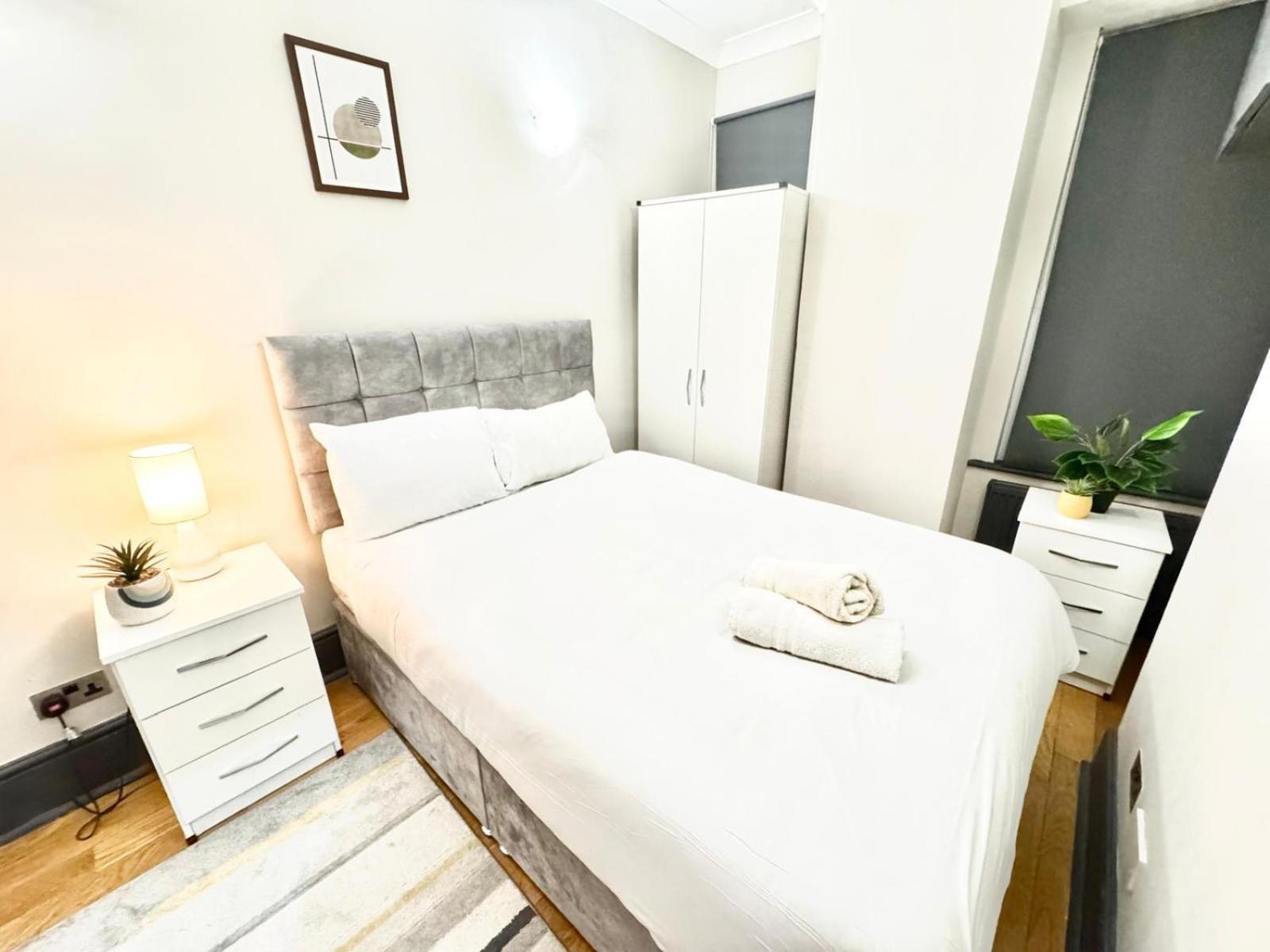 Edgware Road Beautiful Family Apartment London